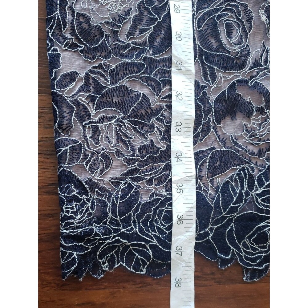 Tadashi Shoji Navy Cream Floral Lace Dress Size 6P Romantic Feminine Trendy - Picture 5 of 8